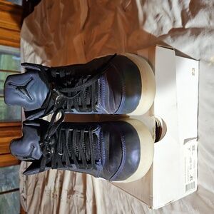 Air Jordan 5 retro size women's 9.5